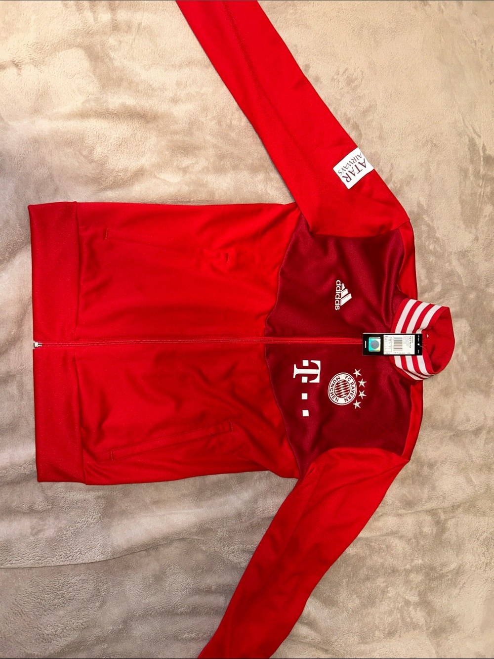 FC Bayern München 2017/18 Adidas Track Top NWT Red T-Mobile Qatar Airways S